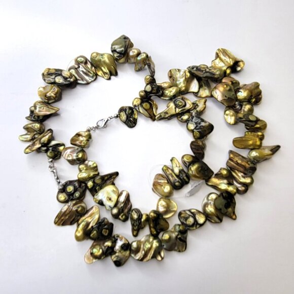 Yellow Green Mother of Pearl Keshi Large Chip Bead Necklace - Picture 1 of 13